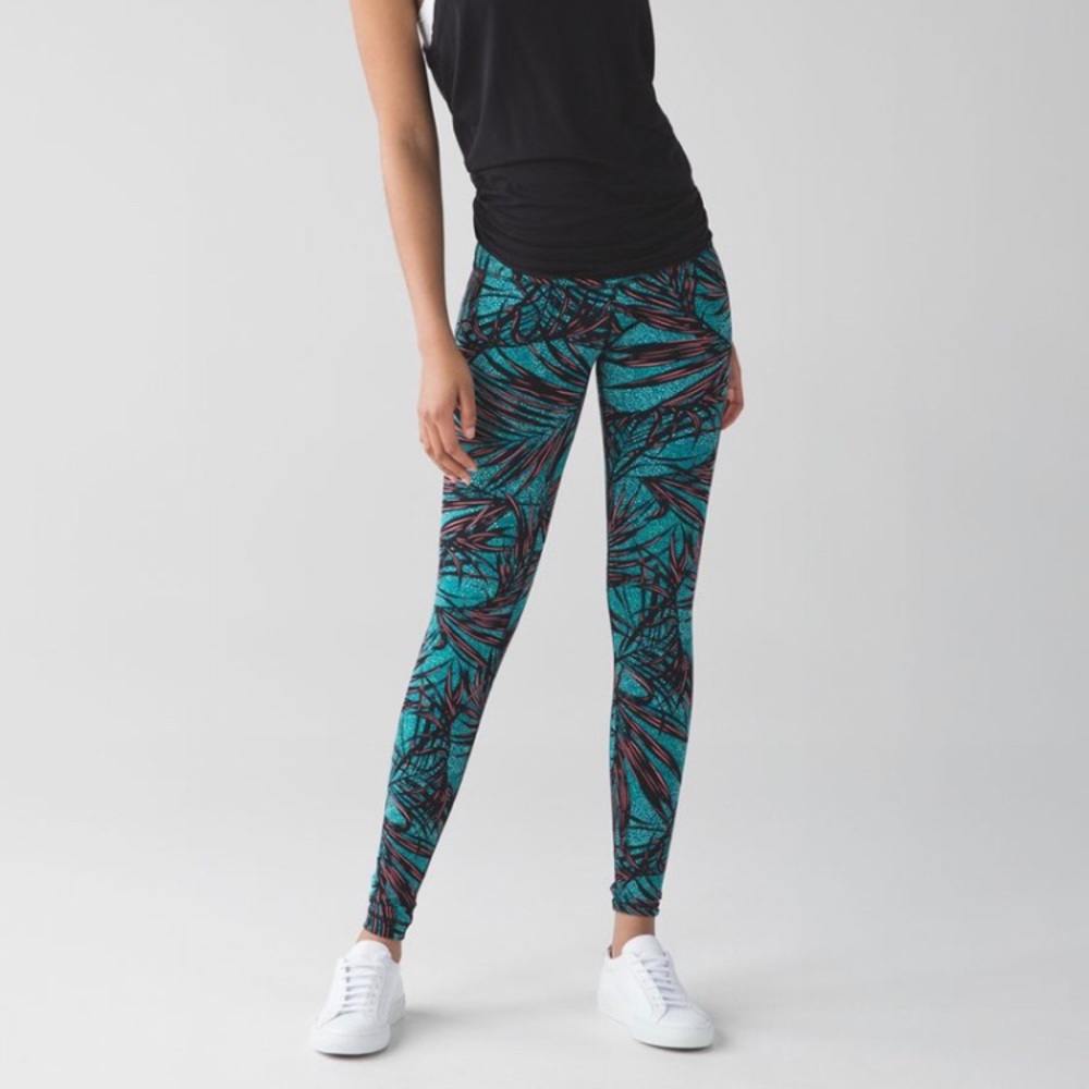 Lululemon Wunder Under Pants, Size 2